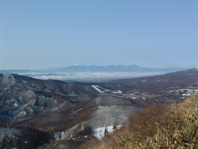 View of Yatsugatake mountains from mountaintop of Mt. Asamakakushi.
