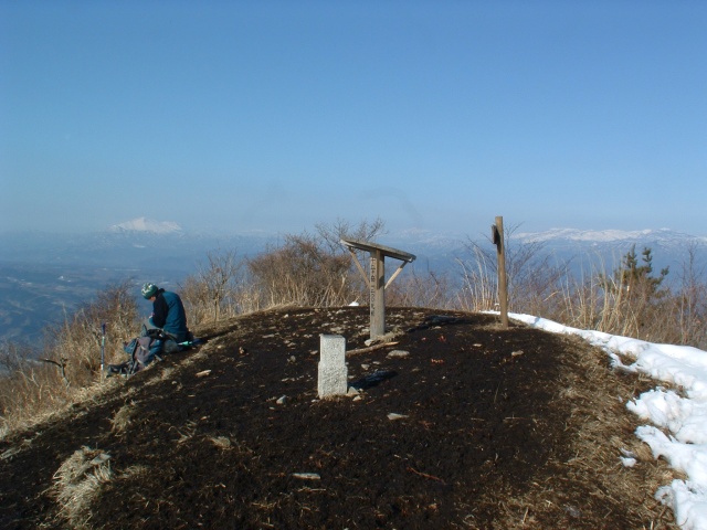 The mountaintop of Mt. Juunigatake.